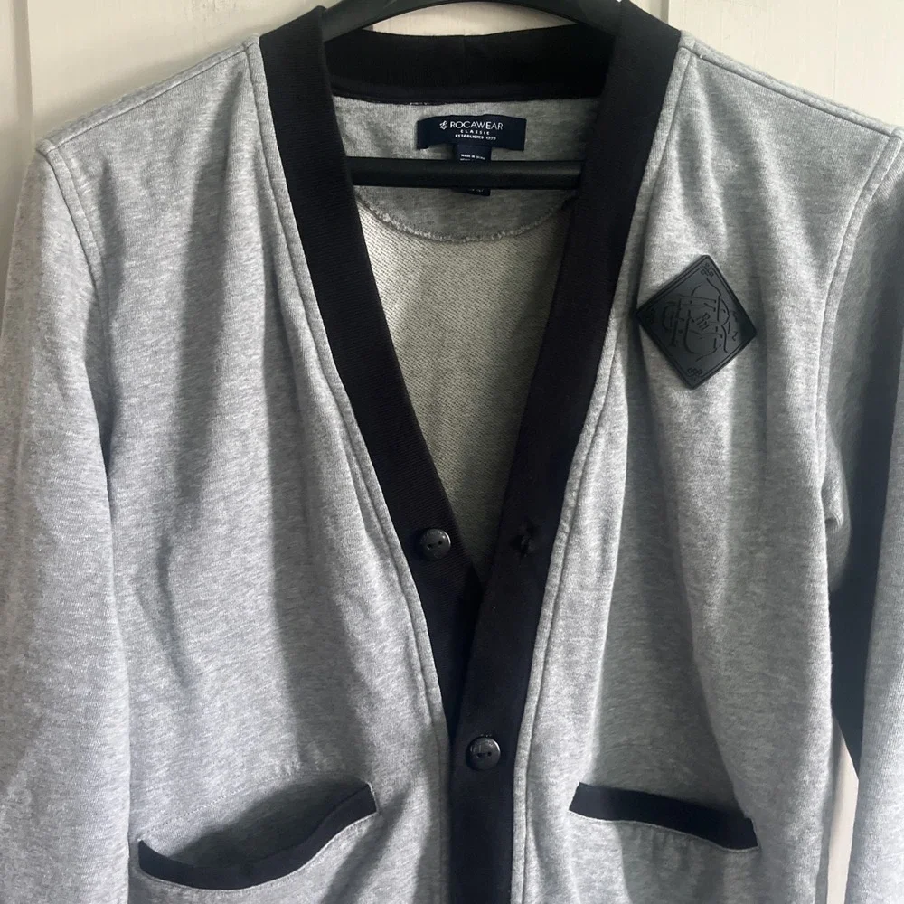 Roca Wear Cardigan sz M 8/10 Gray Retro Y2K Streetwear Hip Hop Urban Throwback